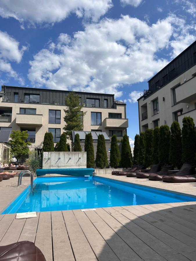 Апартаменты Super Mini Loft With Outdoor Pool. Паланга Экстерьер фото